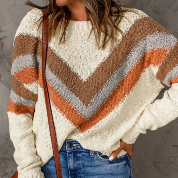 💜 New Chevron Sweater - Picture 2 of 12